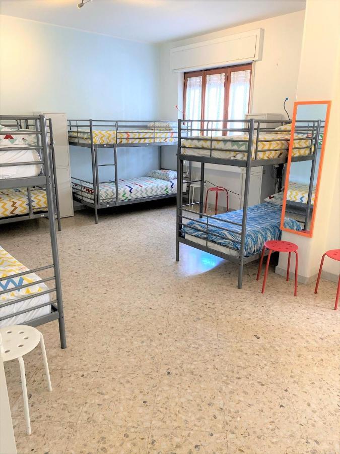 Olive Tree Hostel Μπάρι Εξωτερικό φωτογραφία